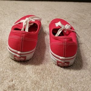 Vans Shoes - Van's Vans Shoes - Van's